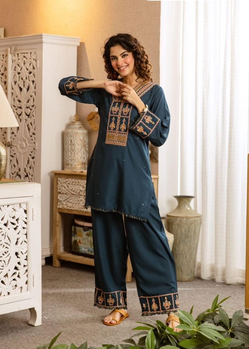 WhatsApp Image 2026-02-20 at 12.15.55 PM (2) Embroidered Festive Co-ord Set