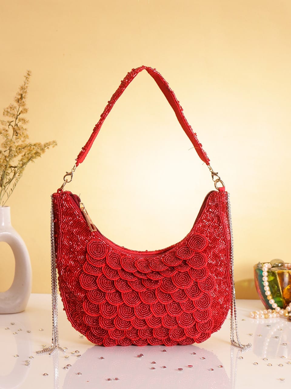 Moon clutch bag red